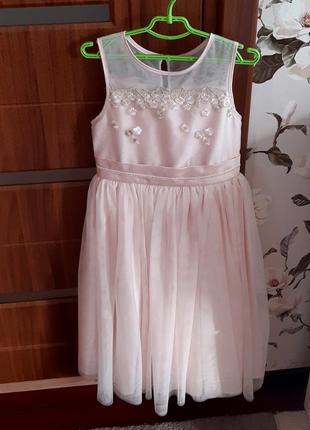 Чудове плаття для торжества