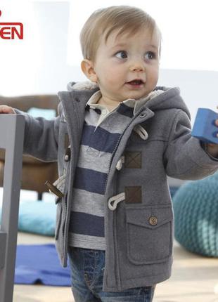 Теплое пальто с меховой подкладкой (маломер)