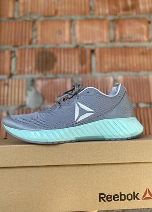 Кроссовки reebok