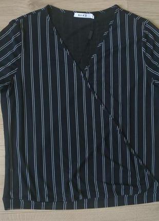 Легка блузка в смужку na-kd/блуза жіноча з вирізом2 фото