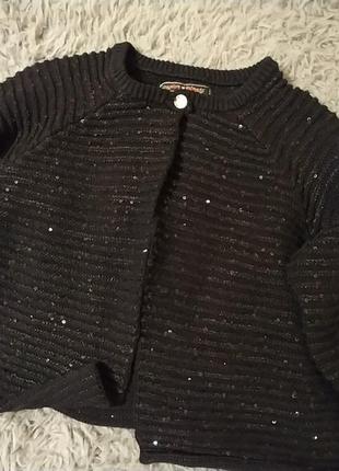 Кофточка тепла накидка для дівчинки.