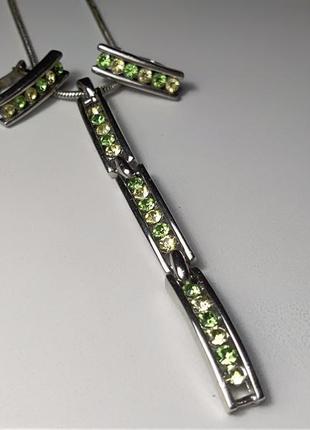 Набор украшений: ожерелье и серьги3 фото