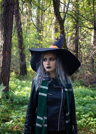 Шляпа ведьмы на хеллоуин, фотосессию2 фото