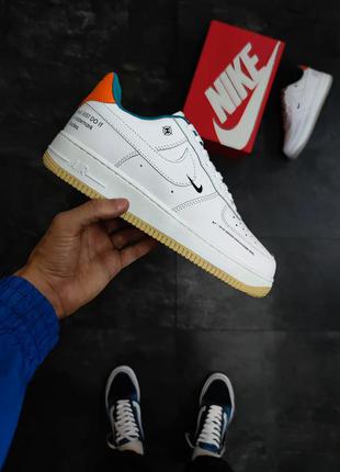 Шкіряні, білі, круті кросівки nike air force 1 × sb | шикарные, кожаные кроссы5 фото