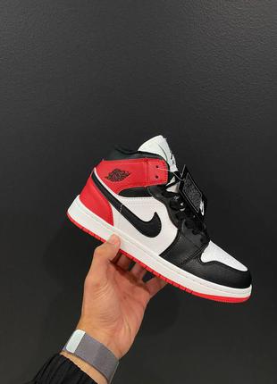 Шикарные кроссовки jordan зимние с мехом