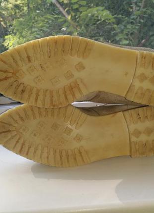 Светлые замшевые деми ботинки мокасины туфли на шнуровке travelling light  натуральная кожа4 фото
