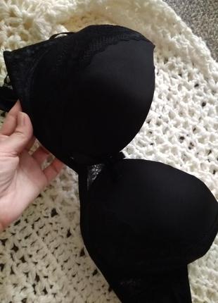 Бюстгальтер