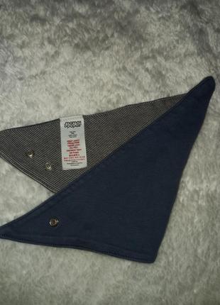 Слюнявчик нагрудник