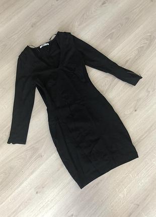 Чорне плаття бандажне