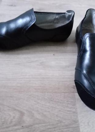 Кеды, кроссовки кожа/замш без шнурков, на резинке.