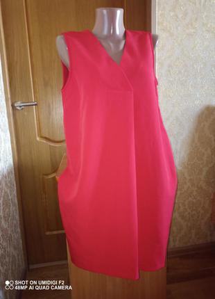 Плаття яскраво червоне з трикутним вирізом asos р. 10