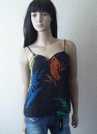 Топ diesel чорного кольору