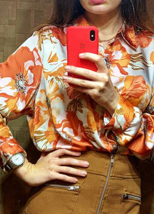 Сатиновая блуза в цветочный принт2 фото