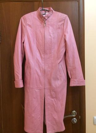 Кожаное  женское пальто