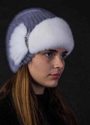 В'язана норкова шапка жіноча