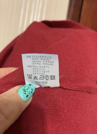 Бордовый свитер с коротким рукавом