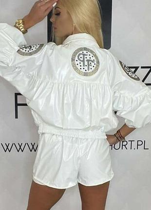 Белоснежный костюм,пиджак и шорты, премиум качество, размер хл.5 фото