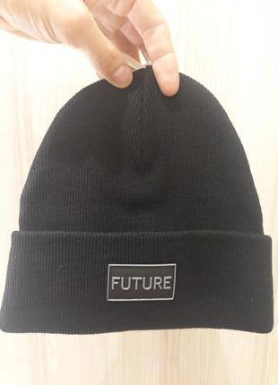 Тепла шапка future1 фото