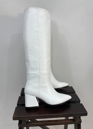 Білі чоботи труби натуральна шкіра 6см осінь зима \ сапоги белые осень зима кожа натуральная