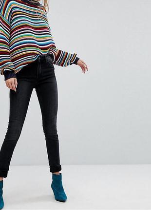 Темно серые джинсы monki slim mid waist 28 размер