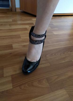 Туфлі жіночі шкіряні4 фото