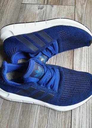 Кроссовки идеал adidas swift run mystery  gq0024 ор-л 34,5-35,5р2 фото