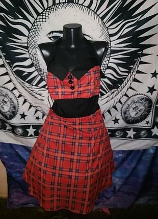 Поатьице в клетку в стиле рокабилли