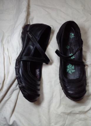 Туфлі шкіряні балетки skechers 40 розмір1 фото