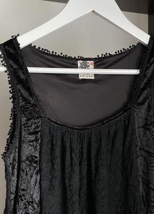 Чёрное платье со вставками велюра, размер xs.
