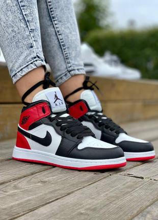 ❄️nike air jordan 1 retro high black red white fur❄️жіночі зимові кросівки найк джордан з хутром