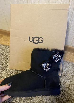 Сапоги зимние угги ugg