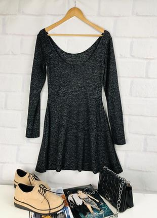 Платье меланжевое с глубоким вырезом