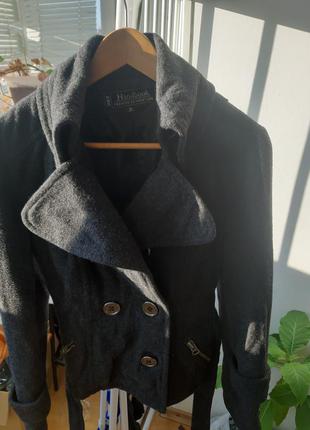 Піджак-куртка під пояс,р. 36-38,лама+поліестр