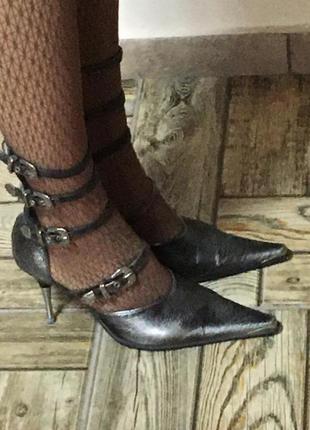 Ексклюзивні модні туфлі