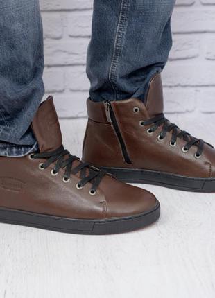 Зимние коричневые ботинки из натуральной кожи
