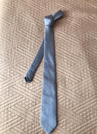 Краватка " hugo boss ".