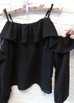 Блуза блузка на бретелях с открытыми плечами