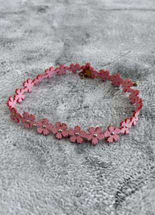 Розовый чокер цветы1 фото
