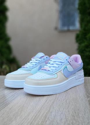 Нереально милые зефирные женские кроссовки nike air force 1 shadow белые с голубым9 фото