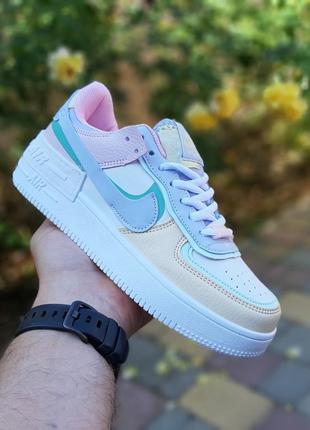 Нереально милі зефірні жіночі кросівки nike air force 1 shadow білі з блакитним