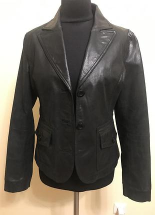 Кожаный пиджак из гладкой кожи
