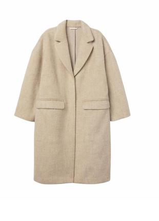 Відмінне пальто в довжині міді на кнопках