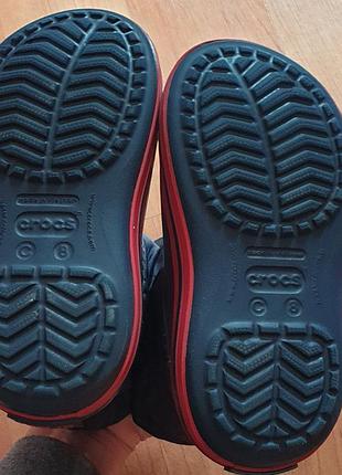 Crocs 6