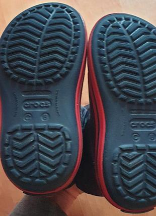 Crocs 7