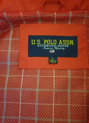 Демисезонная мужская куртка u.s. polo assn бежевого цвета7 фото
