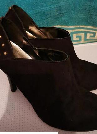 Ботинки женские 39р