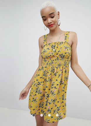 Приталенное платье с цветочным принтом prettylittlething1 фото
