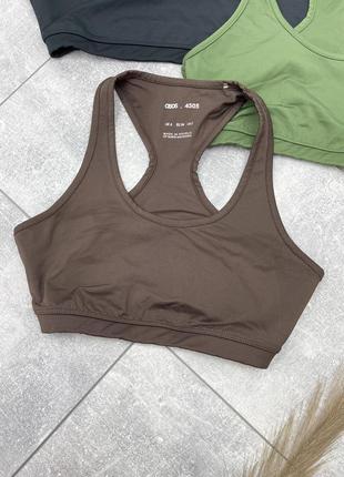 Коричневий спортивний топ для тренування