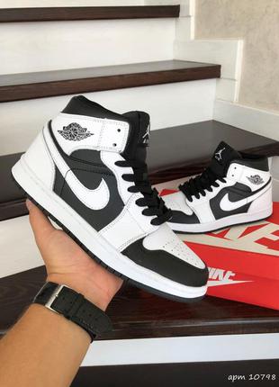 Осінні високі жіночі шкіряні кросівки чорно-білі nike copy air jordan🆕найк аїр джордан