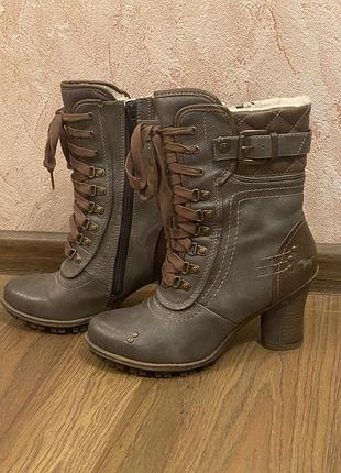 Зимние сапоги mustang р.38